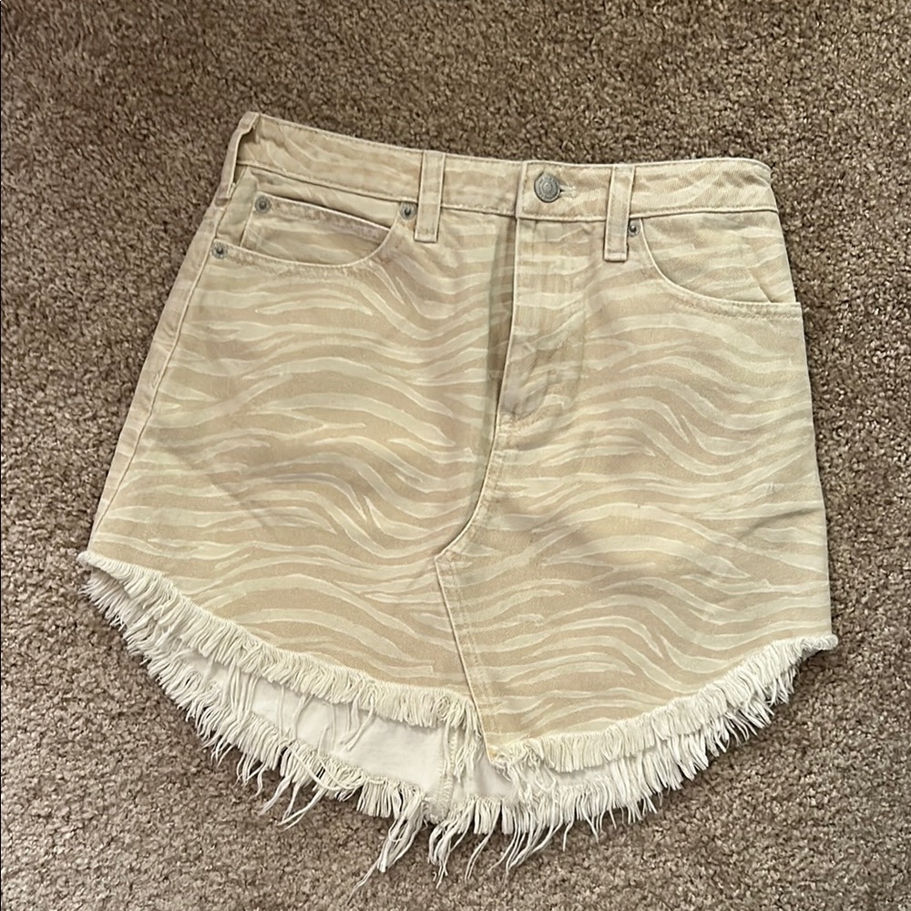 We The Free Zebra Patterned Jean skirt in cream colored. New with out tags